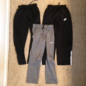 Set of 3 - Nike sweatpants - great condition!